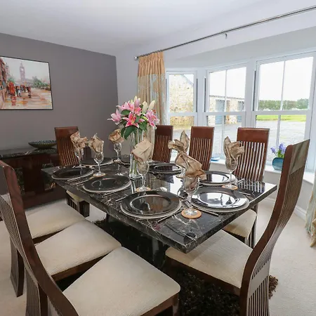 Hollymoor Hall Farm Semesterbostad *